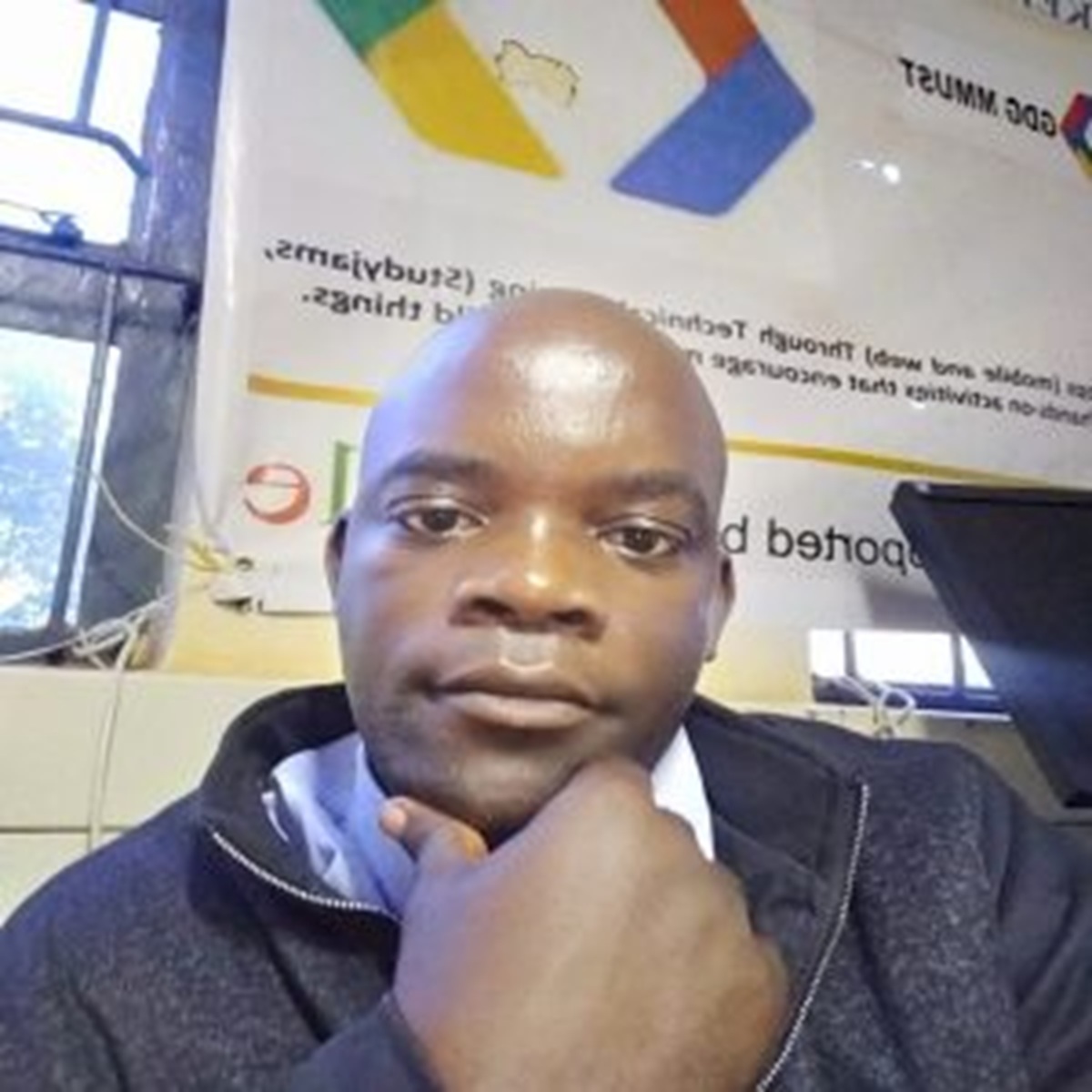 Prof. Omieno 300x300